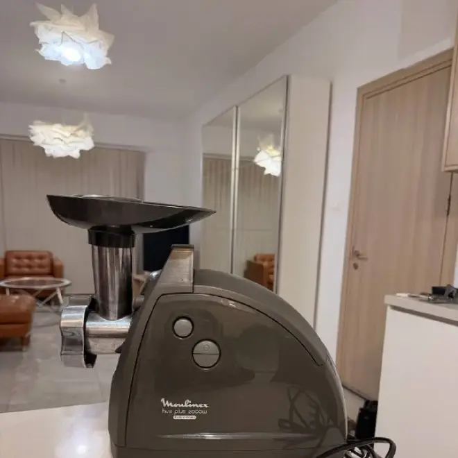 Мясорубка Moulinex HV8 plus 2000W