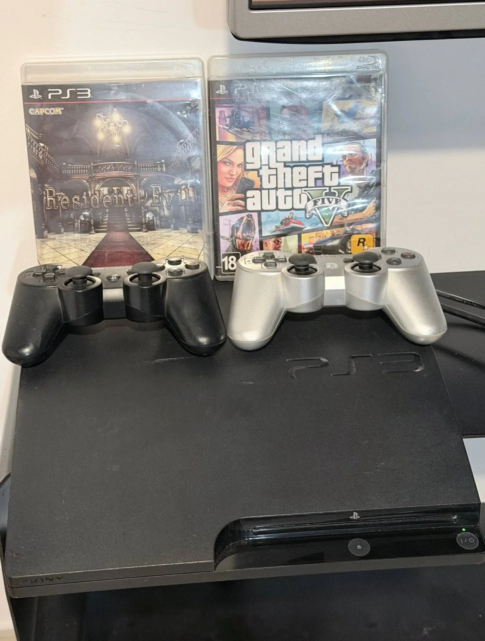 Игровая приставка PlayStation 3 Slim CECH-3008B