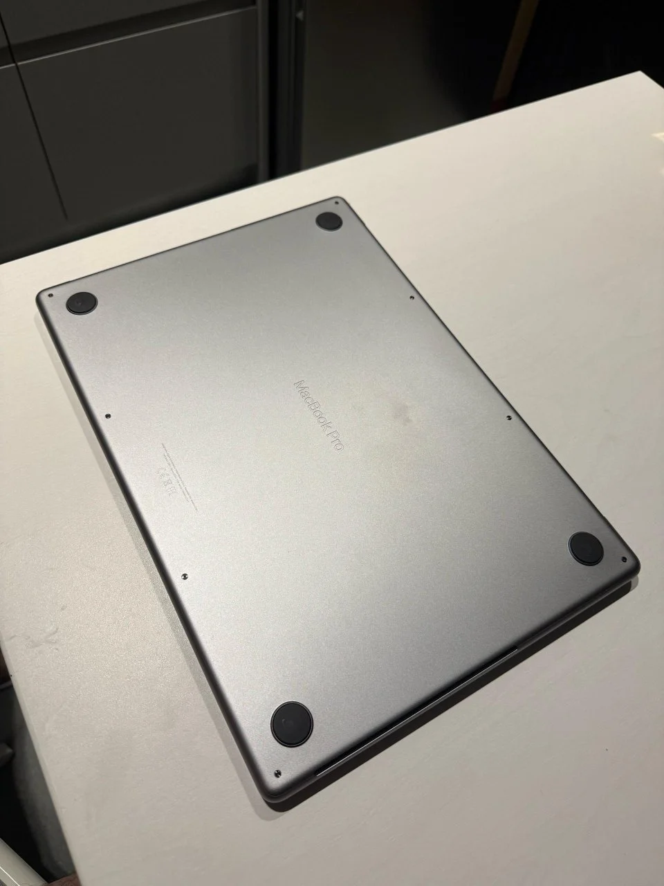 MacBook Pro 16" M2 Pro (2023) 16GB RAM 1TB SSD