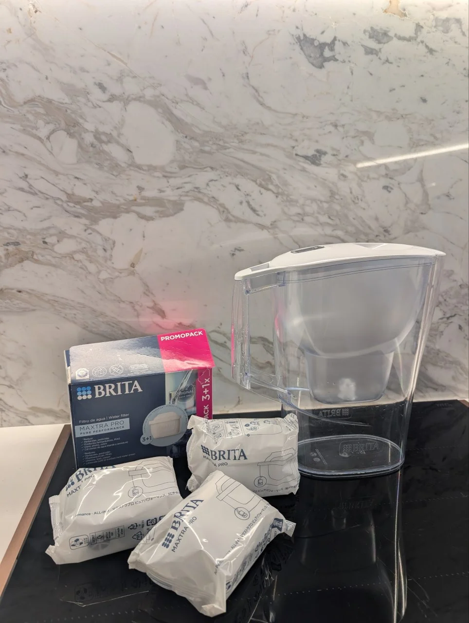 Фильтр для воды Brita и 3 картриджа Brita MAXTRA PRO
