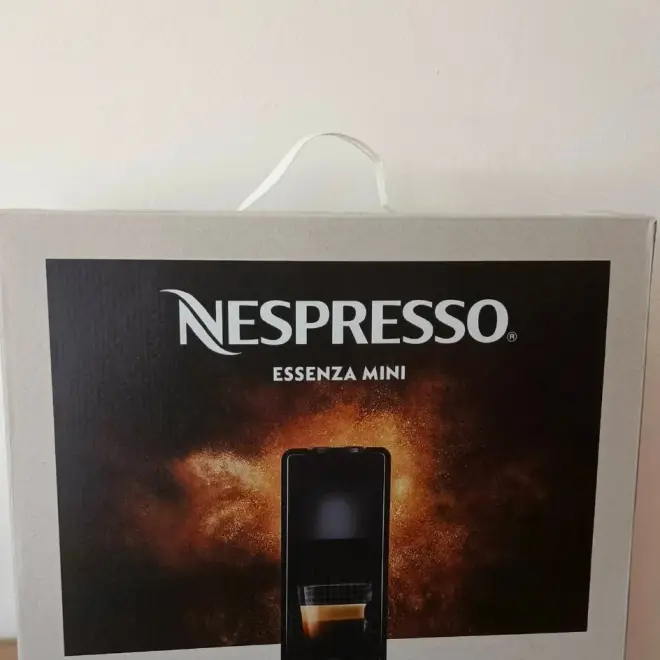 Капсульная кофемашина Nespresso Essenza Mini C30