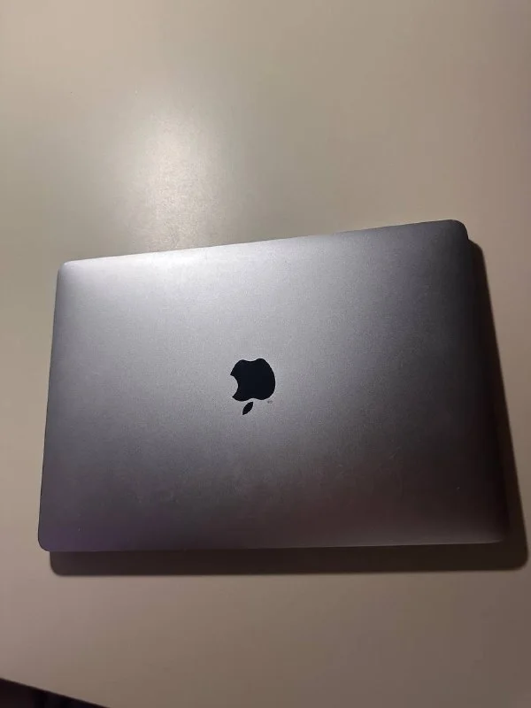 MacBook