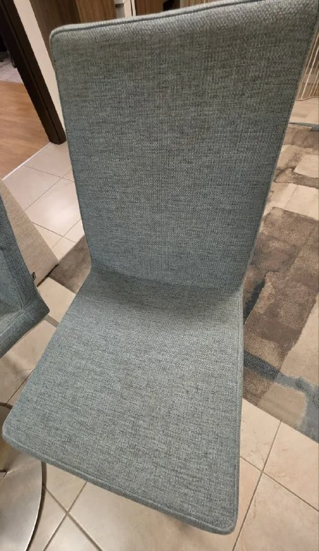 Обеденный стол (стекло) и 4 стула BoConcept