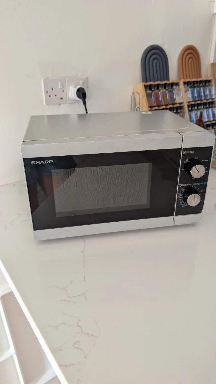 Микроволновая печь Sharp YC-MG01E-S