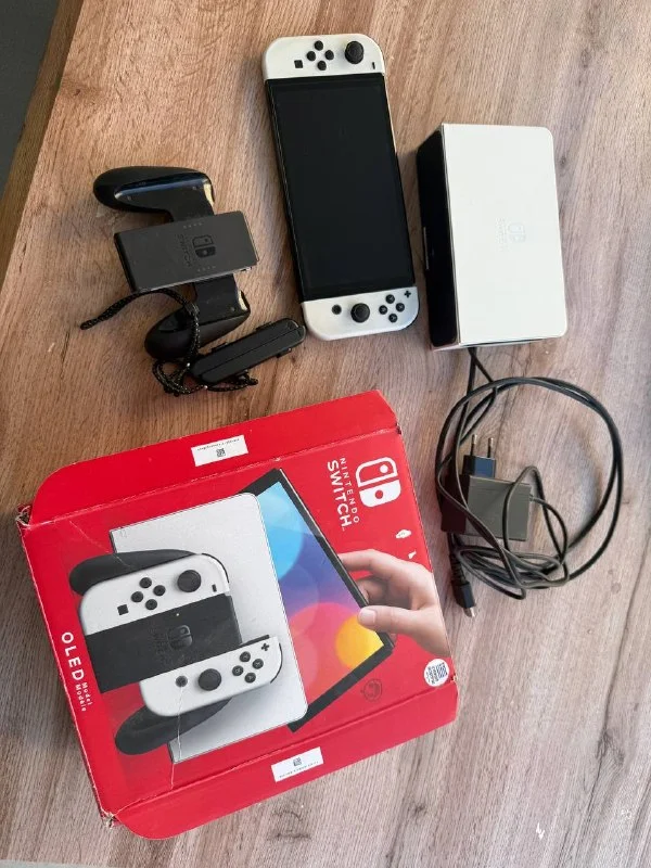 Nintendo Switch OLED