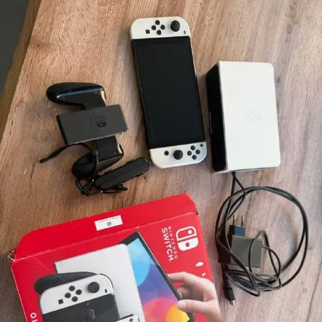 Nintendo Switch OLED