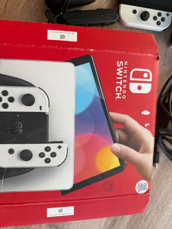 Nintendo Switch OLED