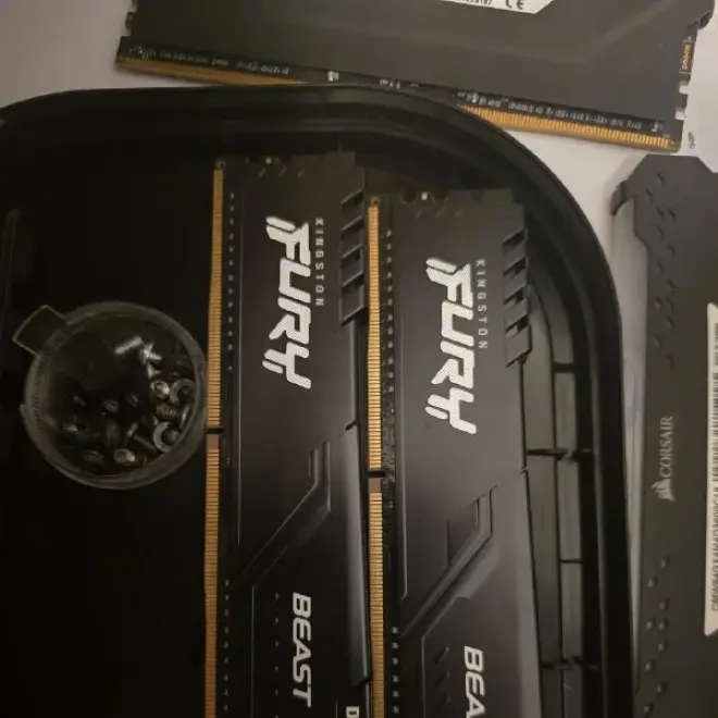 Оперативная память Kingston Fury Beast DDR4 16 ГБ (2x8 ГБ)