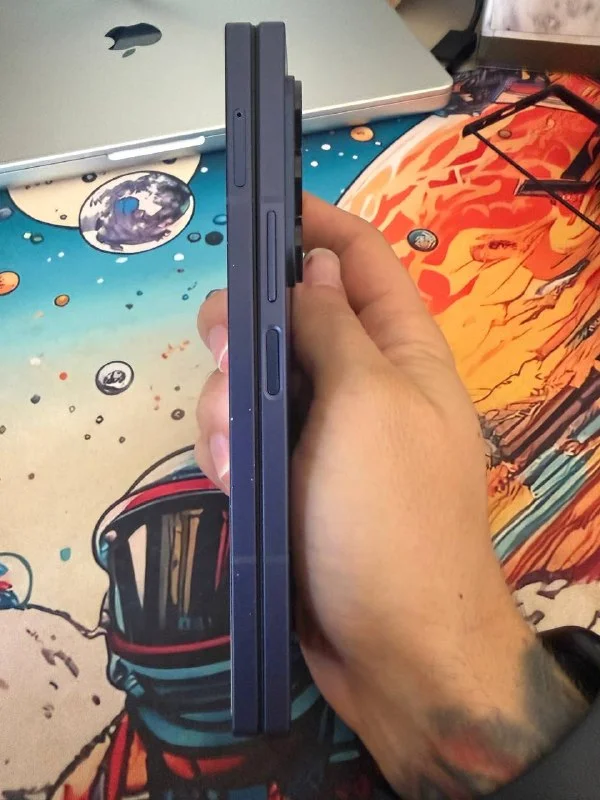 Samsung Galaxy Fold 6