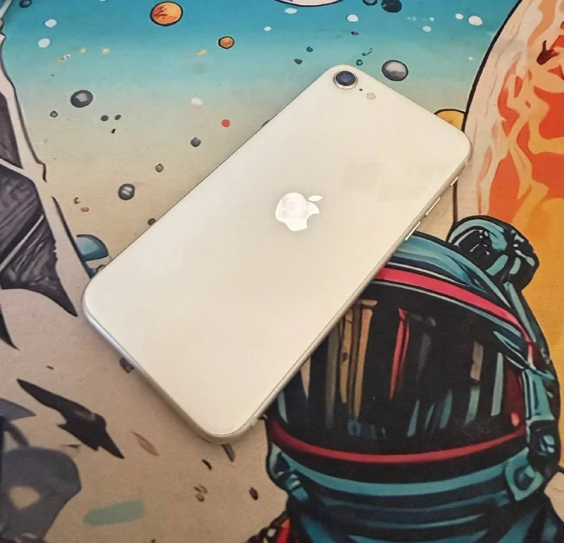 iPhone SE 2022