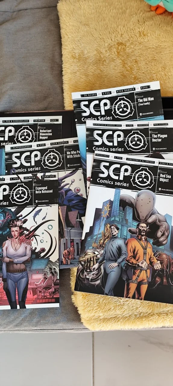 SCP комиксы, Kickstarter бокс сет с металлическими пинами
