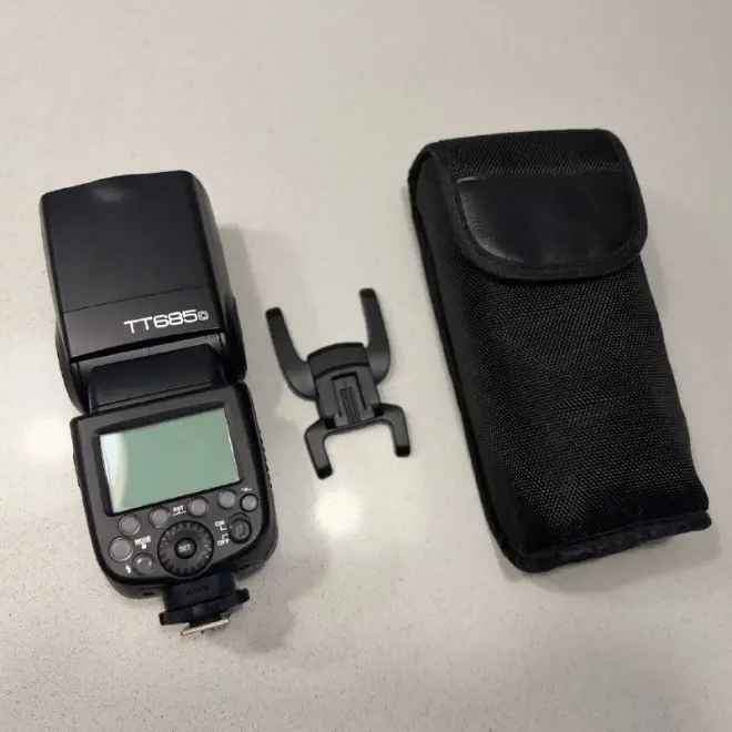 Фотовспышка Godox TT685C