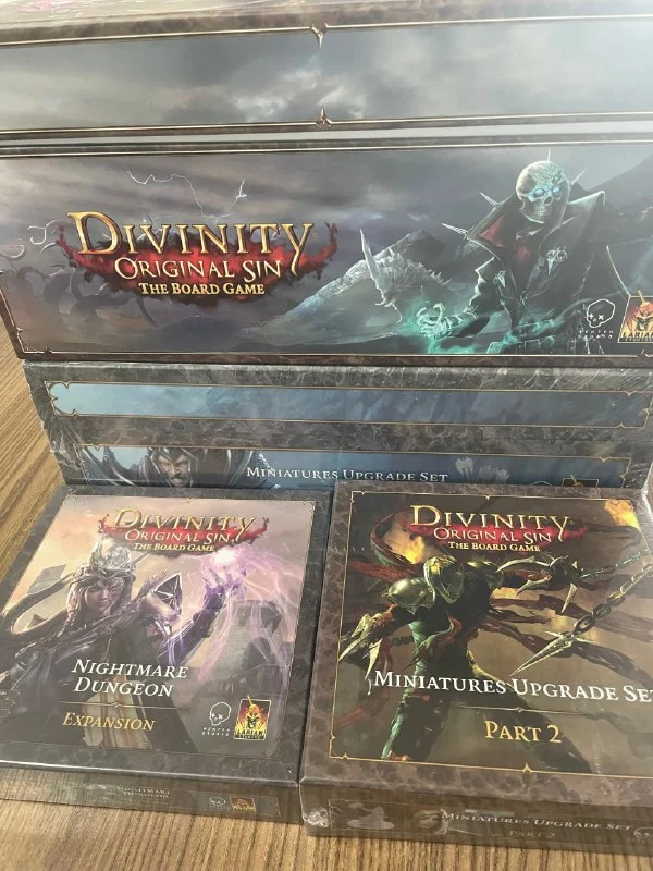 Divinity: Original Sin The Board Game (Kickstarter Edition + дополнения и миниатюры)