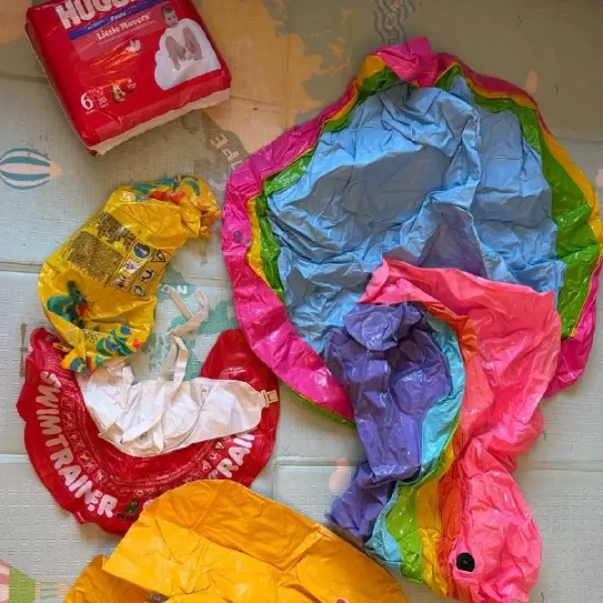 Детский набор для плавания и подгузники Huggies