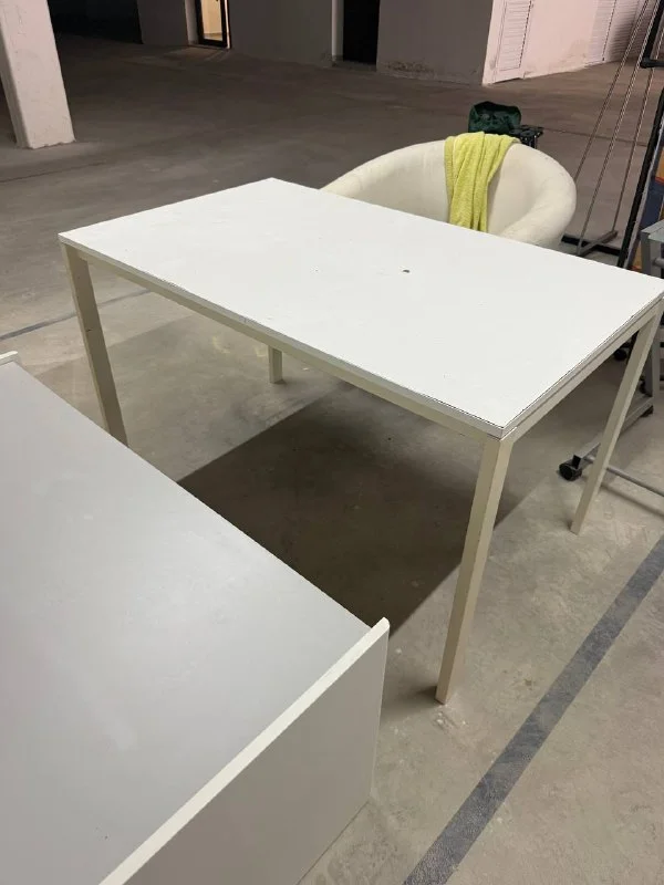 Стол-комод Ikea без выдвижных ящиков