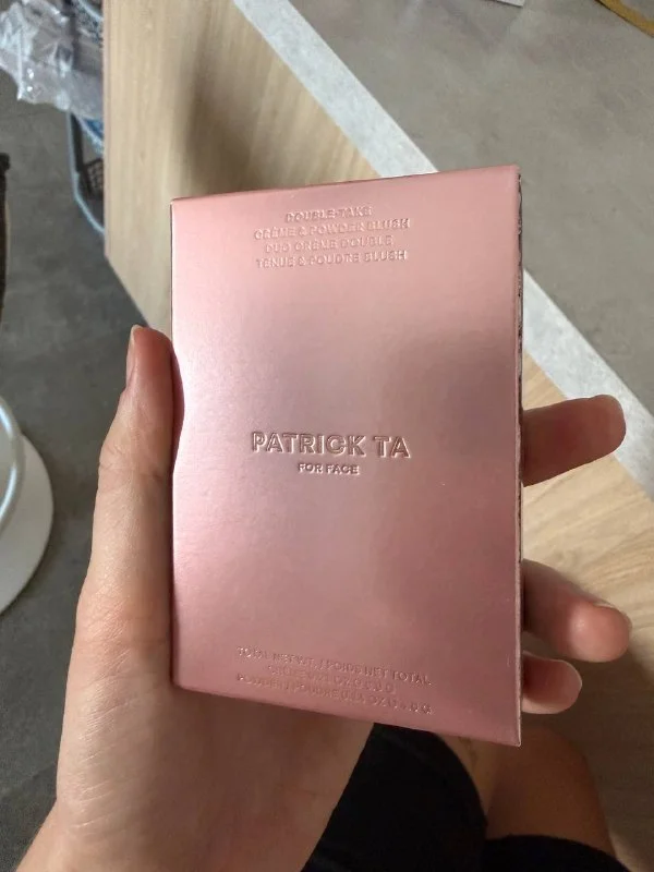 Румяна Patrick Ta Double-Take Crème & Powder Blush в оттенке She’s Giving